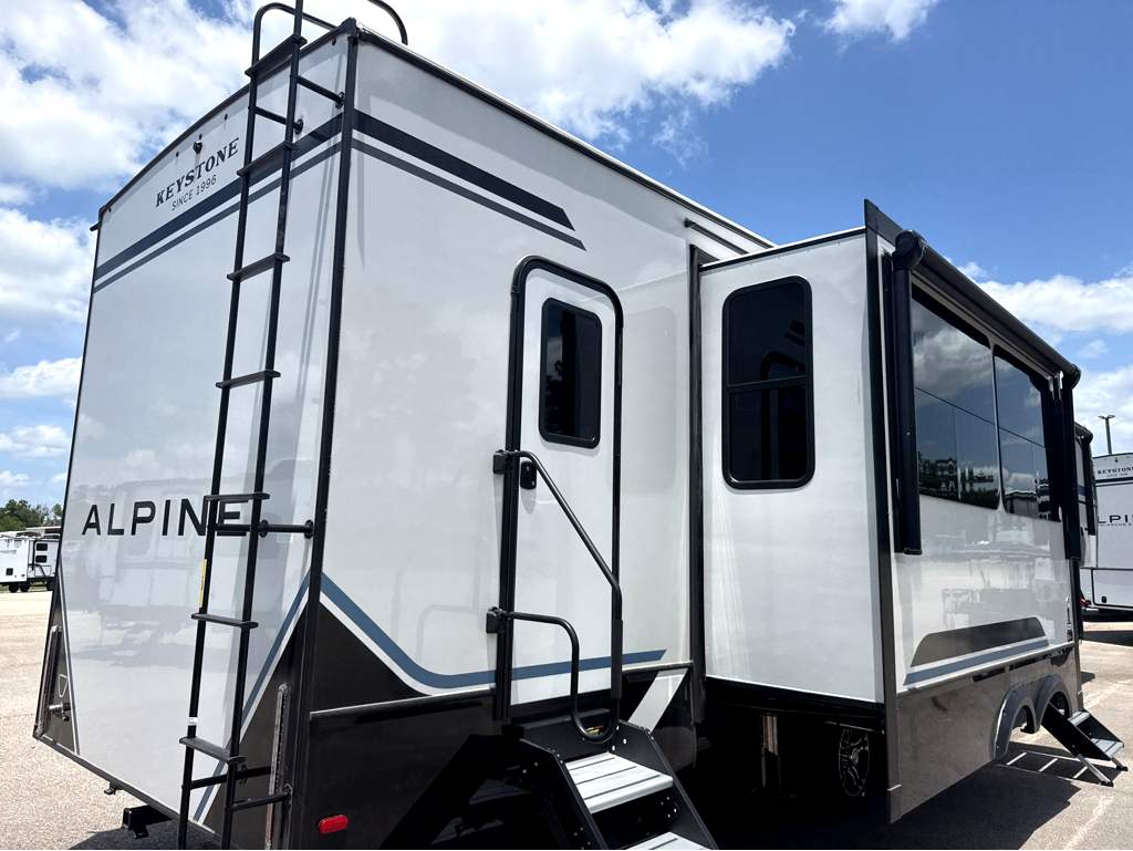 2026 Keystone ALPINE 3910RK - Image 4