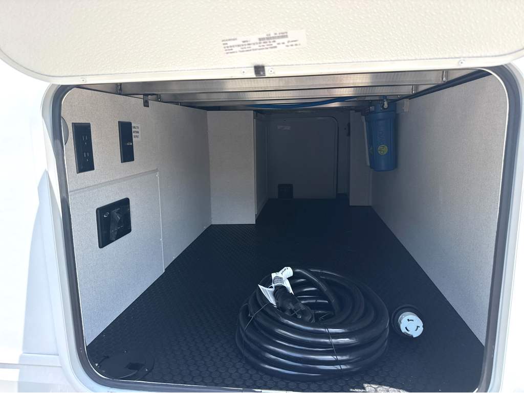 2027 JAYCO EAGLE 367TBTS - Image 6
