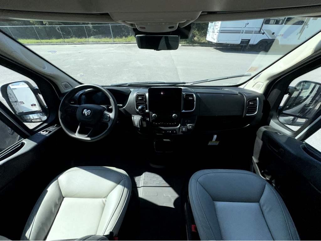 2026 AIRSTREAM RANGELINE - Image 31