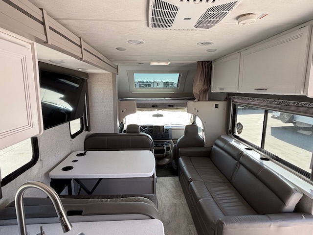 2025 Thor Motor Coach Quantum LC28 - Image 28