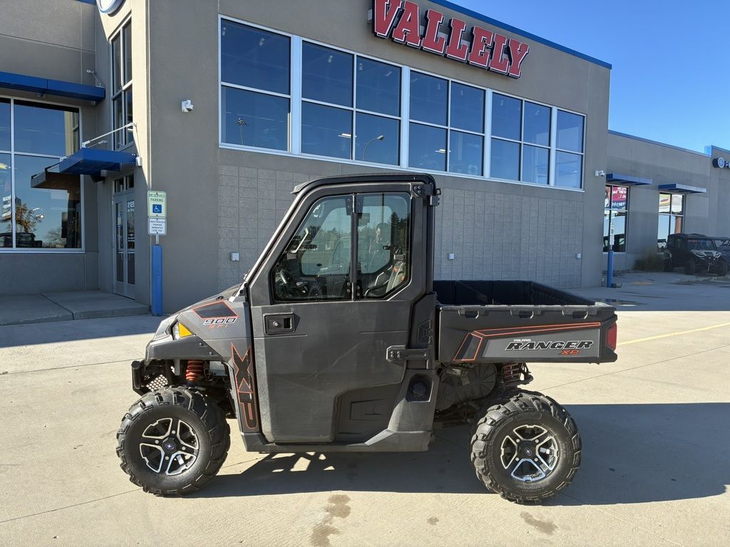 2014 Polaris® Ranger® XP 900 EPS Titanium Matte Metallic LE - Image 1