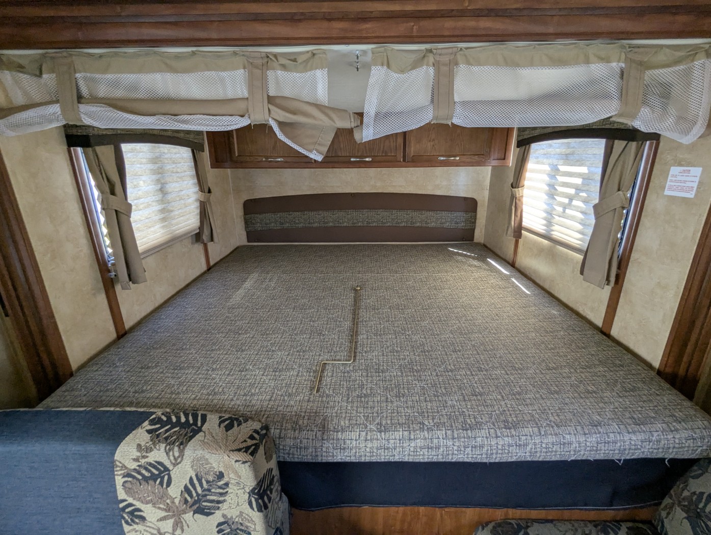 2011 JAYCO JAYFEATHER X213 - Image 25
