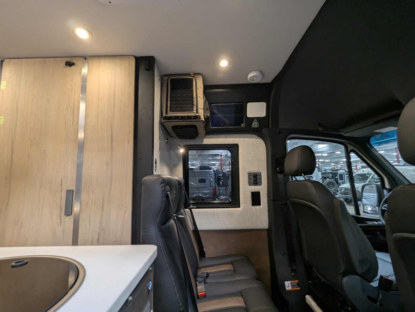 2026 Storyteller Overland CLASSIC MODE XO - Image 13