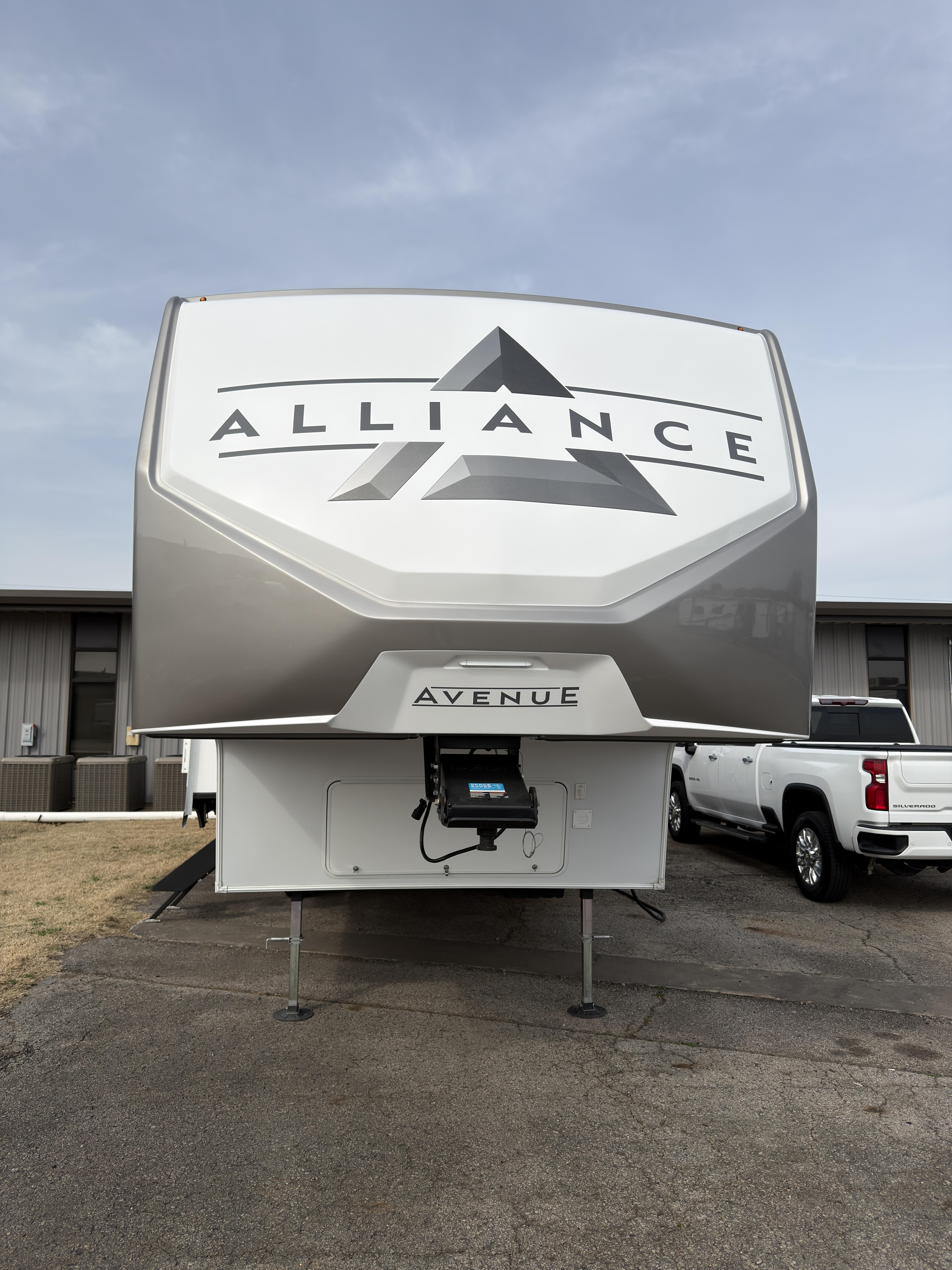 2026 Alliance AVENUE ALL-ACCESS 29RL - Image 3