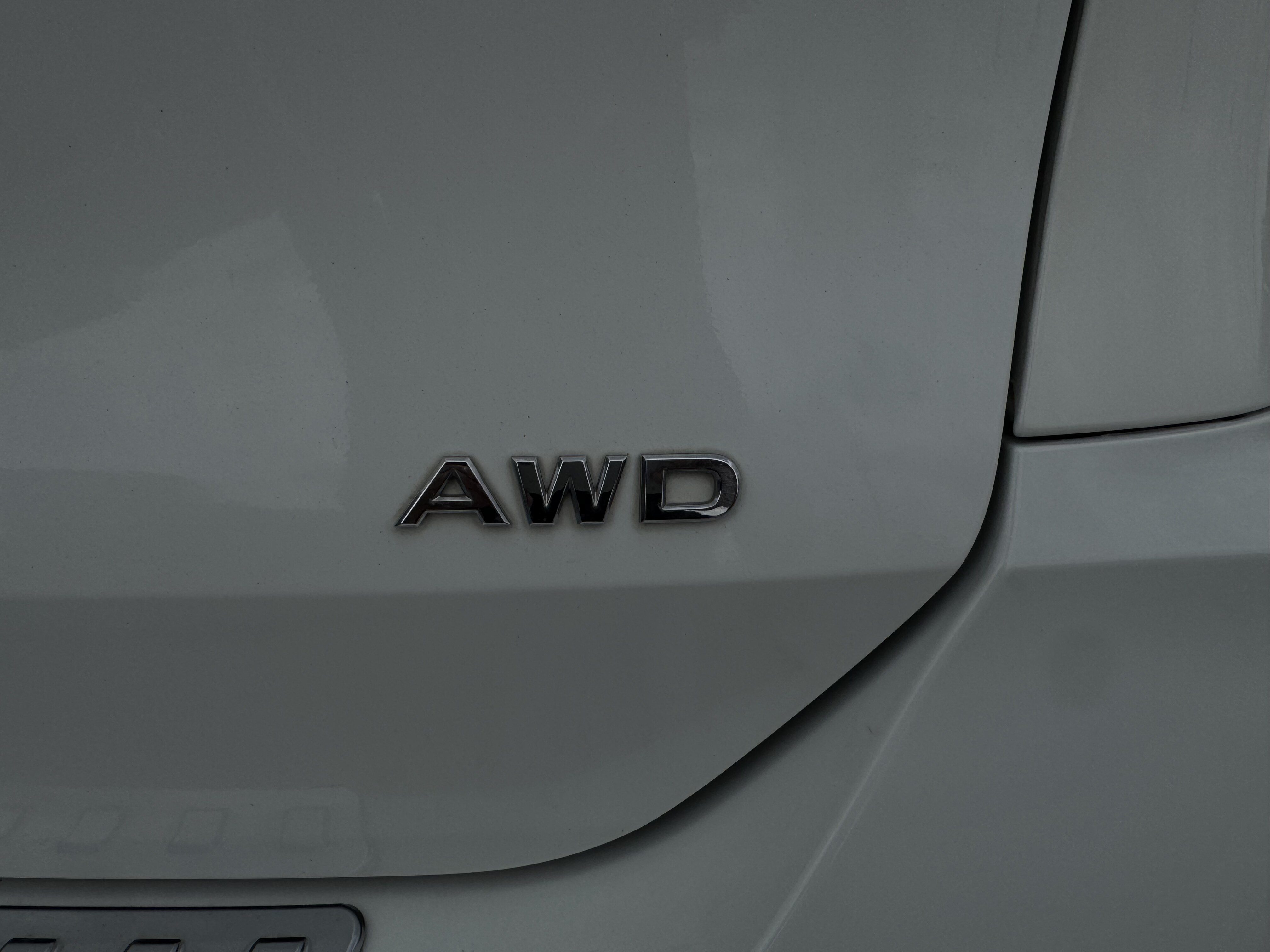 2017 Nissan Rogue Utility 4D S AWD I4 - Image 13