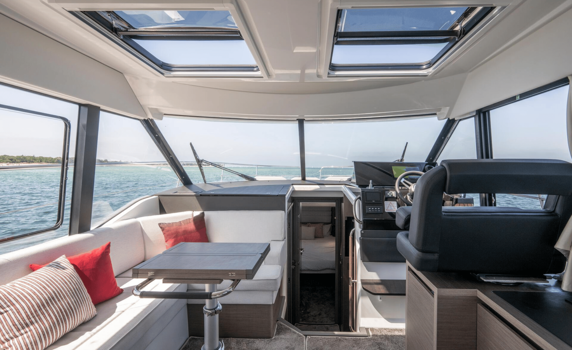 2027 Jeanneau NC 1295 Coupe  - Image 23