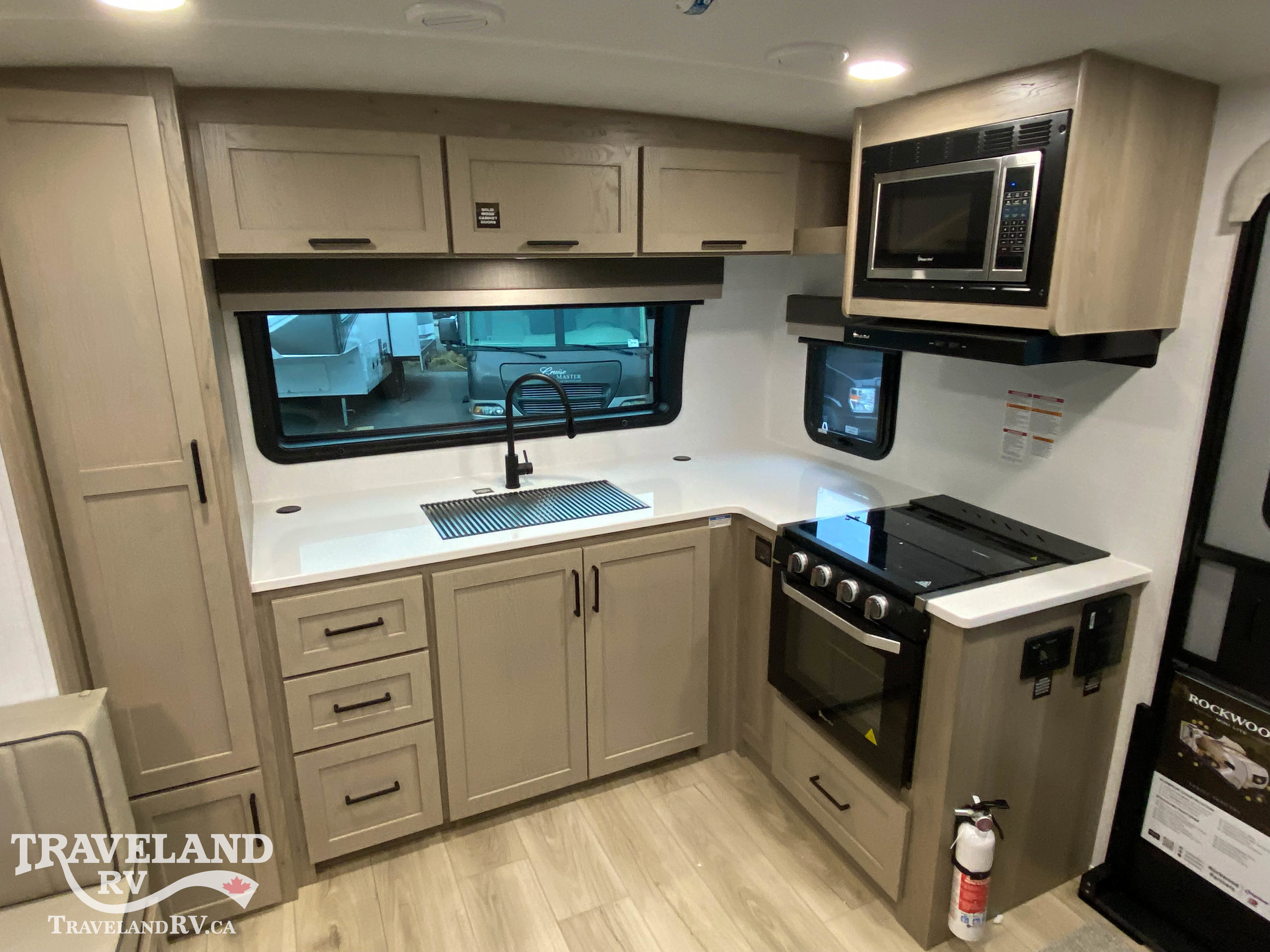 2026 Forest River Rockwood Mini Lite 2506FK - Image 8