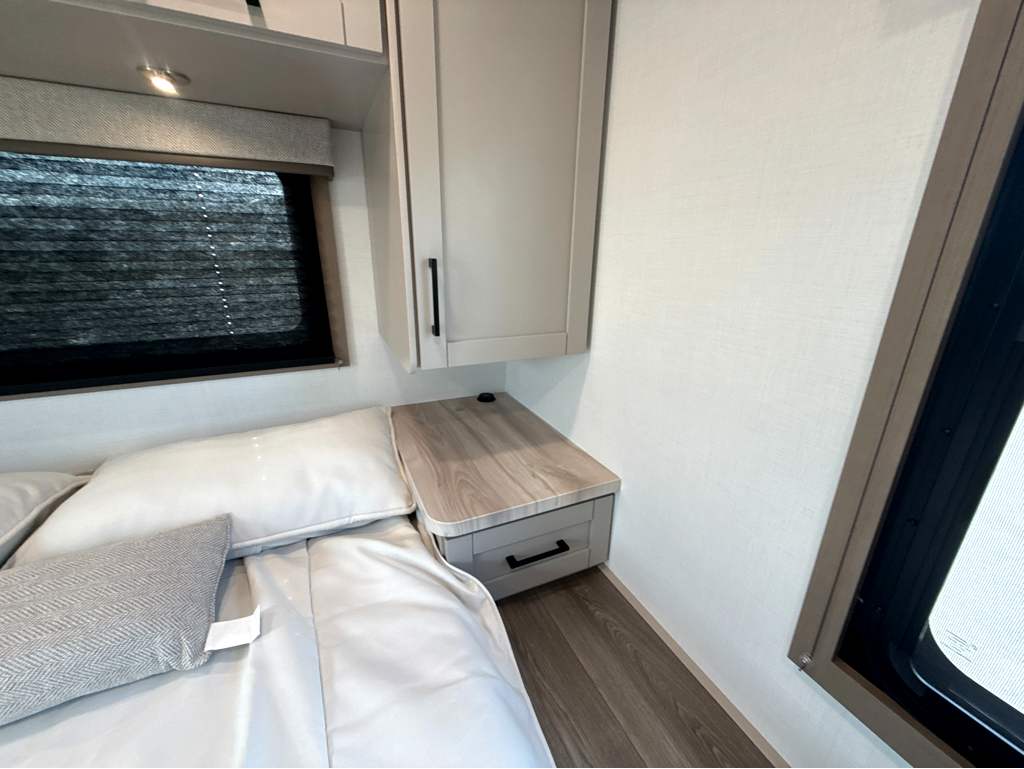 2027 JAYCO REDHAWK 27G - Image 25