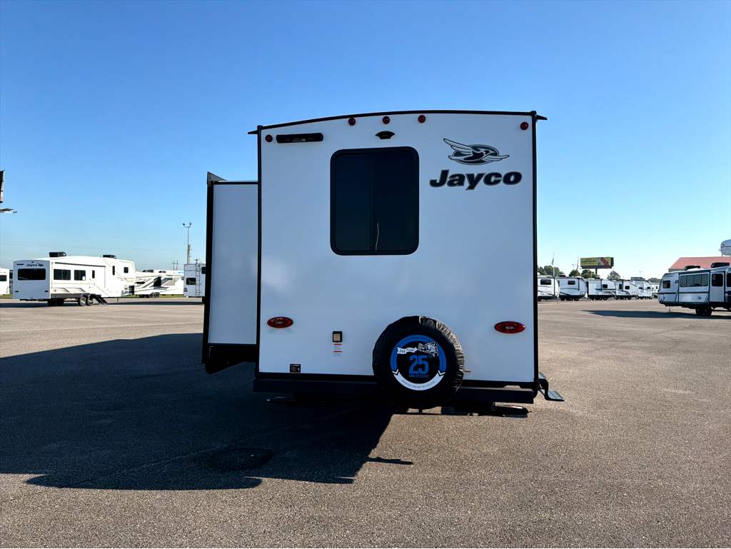 2027 JAYCO JAY FLIGHT 380DQS - Image 4