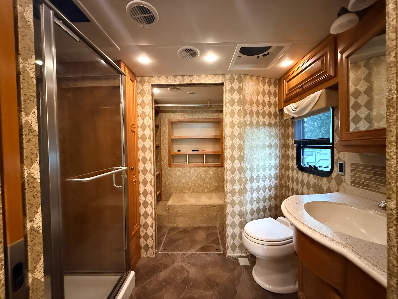 2014 NEWMAR DUTCHSTAR 4364 - Image 20