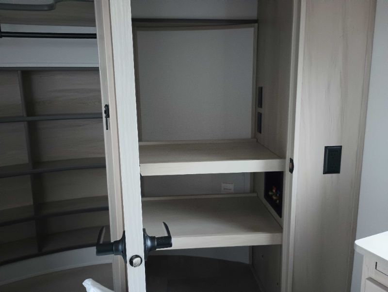 2025 Grand Design Solitude 388MBS - Image 20