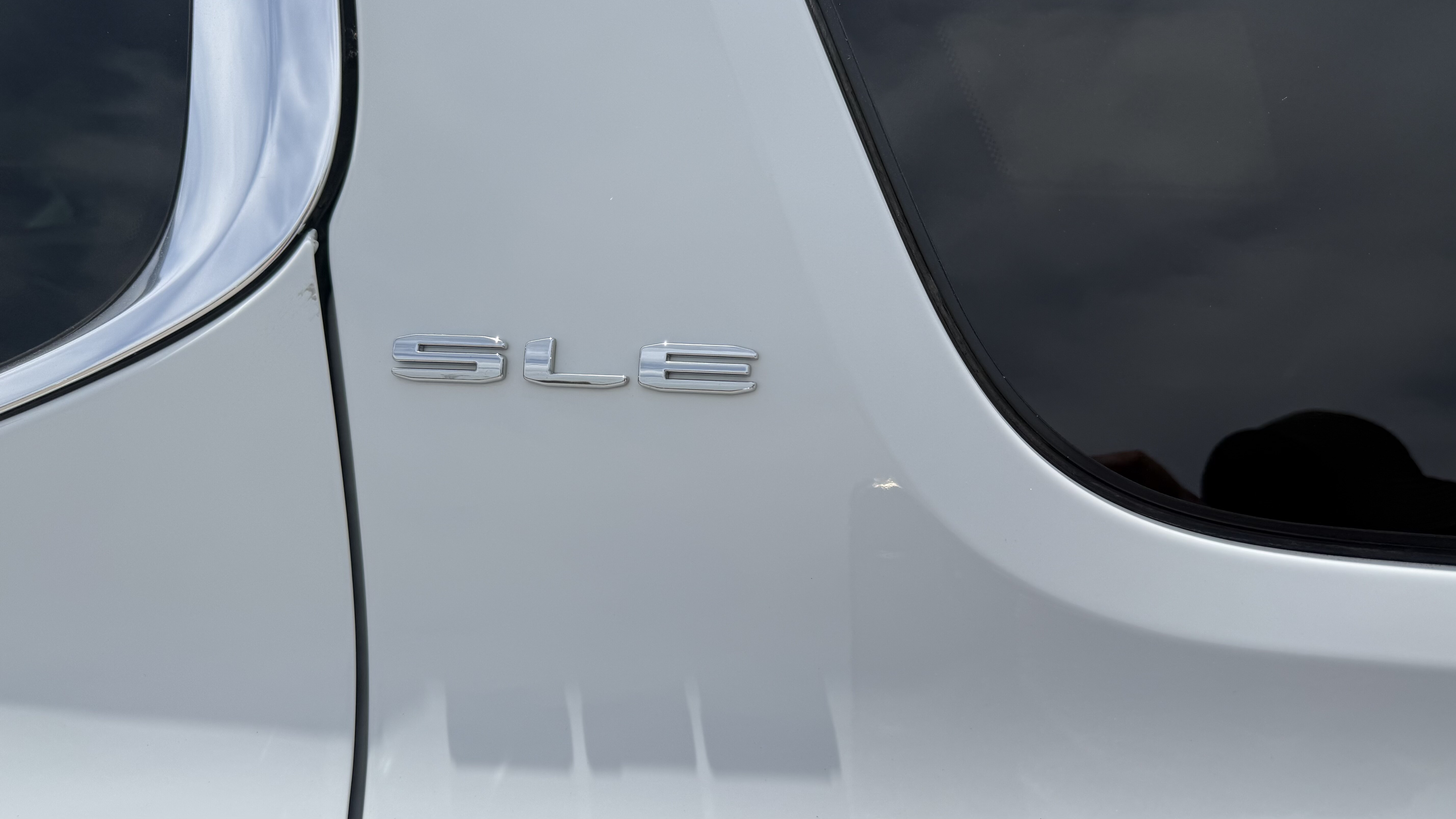 2020 GMC ACADIA-V6 Wagon 4D Denali 2WD - Image 5