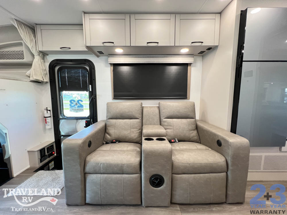 2027 JAYCO GREYHAWK XL 32U - Image 20