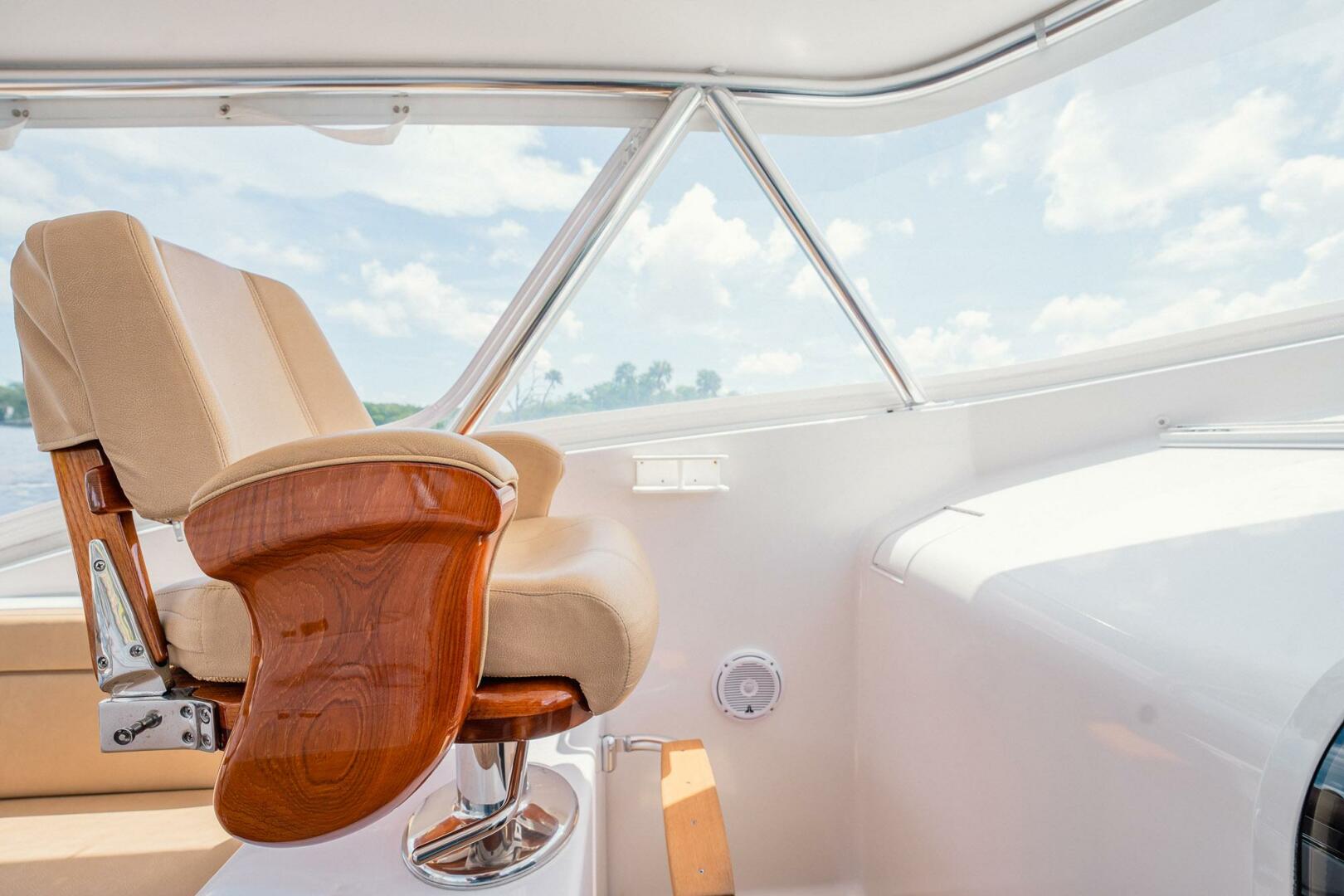 2012 Winter Custom Yachts 38 Express - Image 24