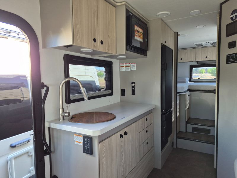 2026 Entegra Coach Condor 23S - Image 8