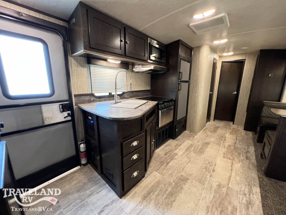 2018 Heartland Sundance XLT SD XLT 291 QB - Image 21