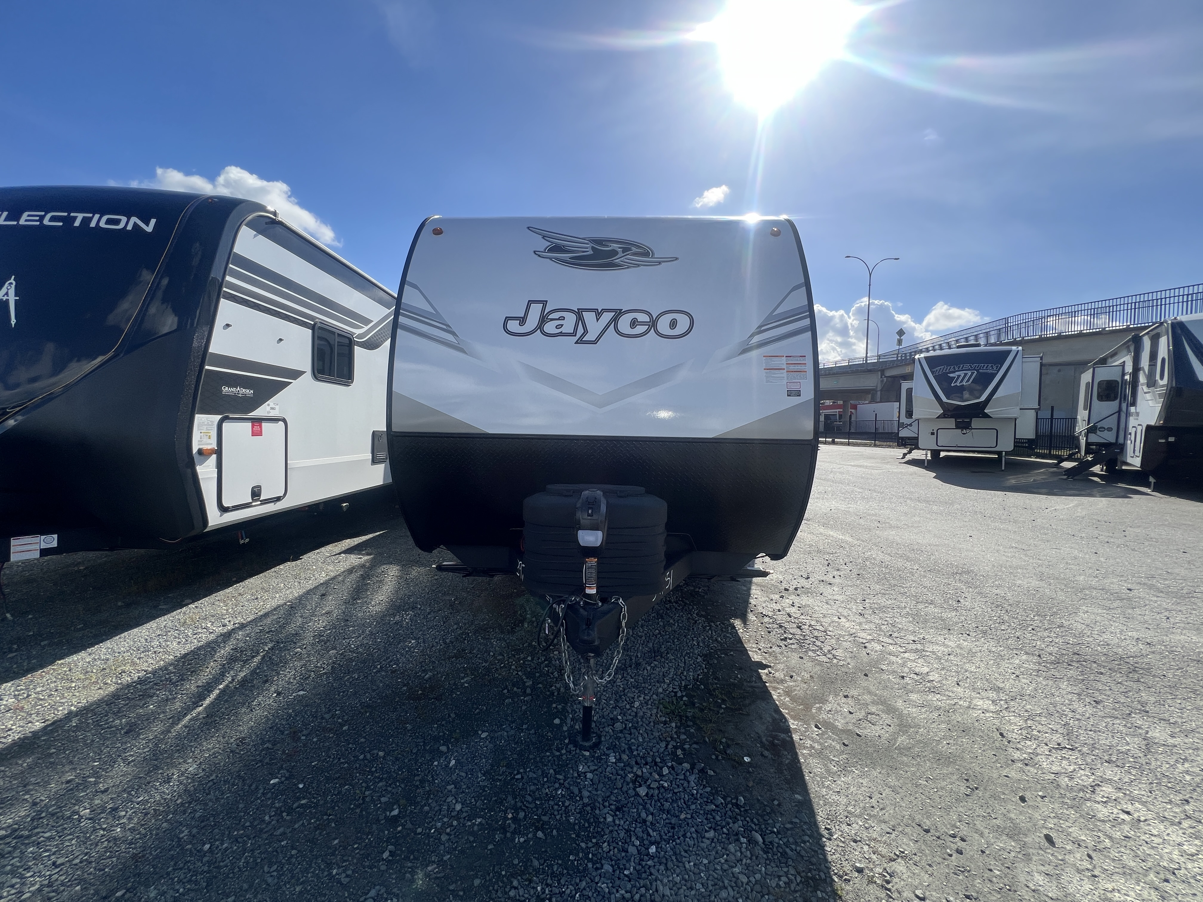 2027 Jayco Jay Flight SLX 333BTS - Image 5