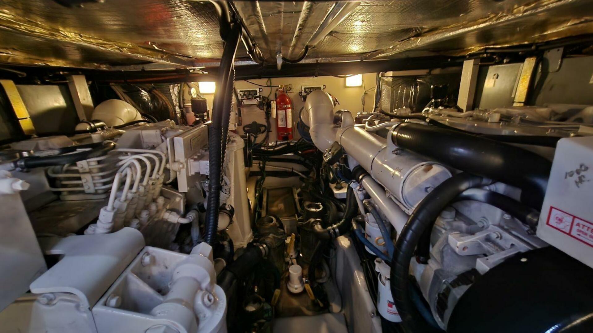 2004 Sea Ray 390 Motor Yacht - Image 59