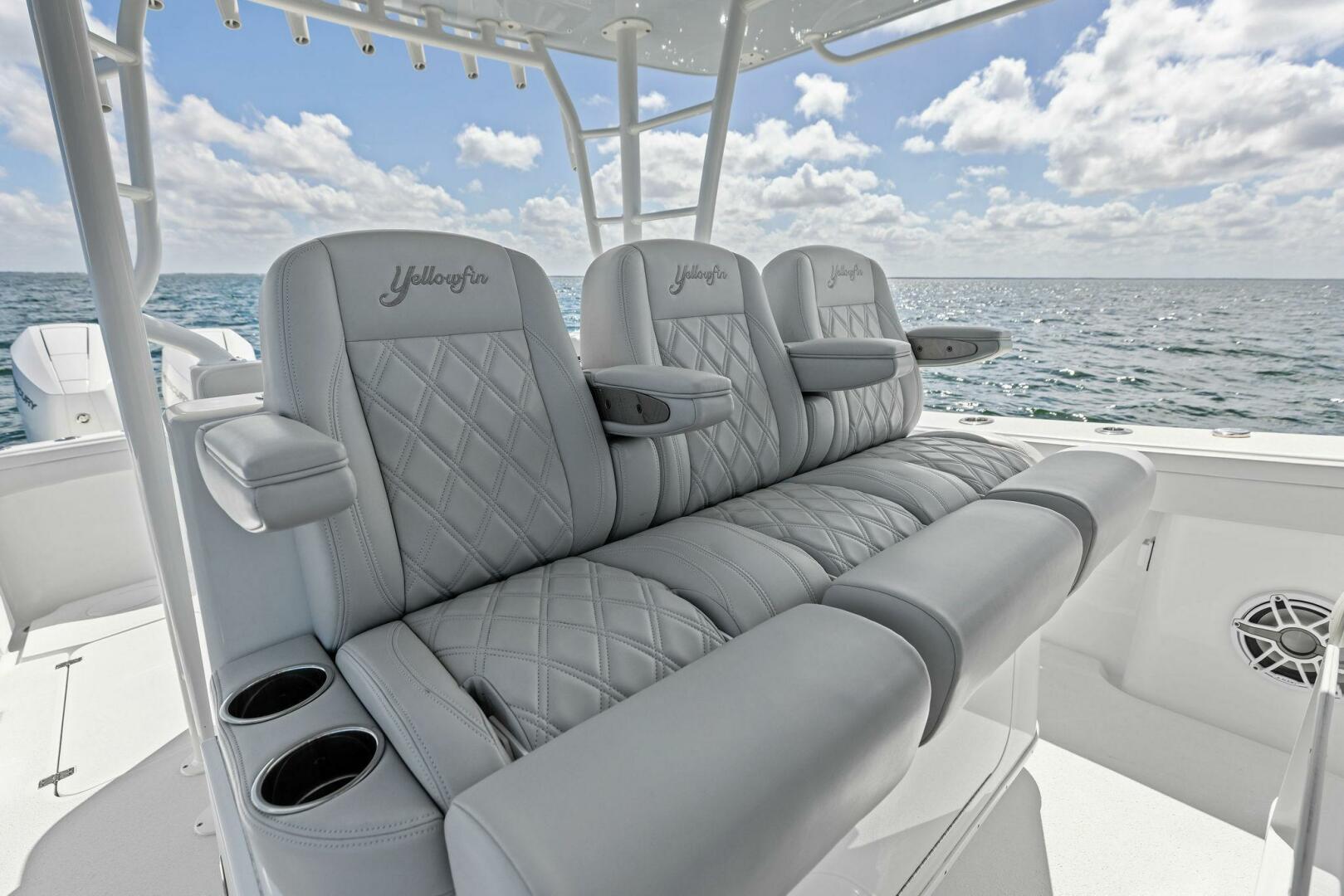 2024 Yellowfin 42 Offshore - Image 15
