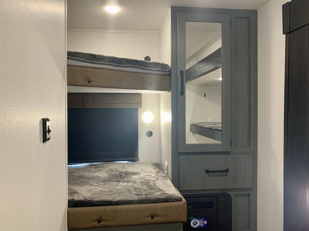 2026 PALOMINO 32BH2B - Image 27