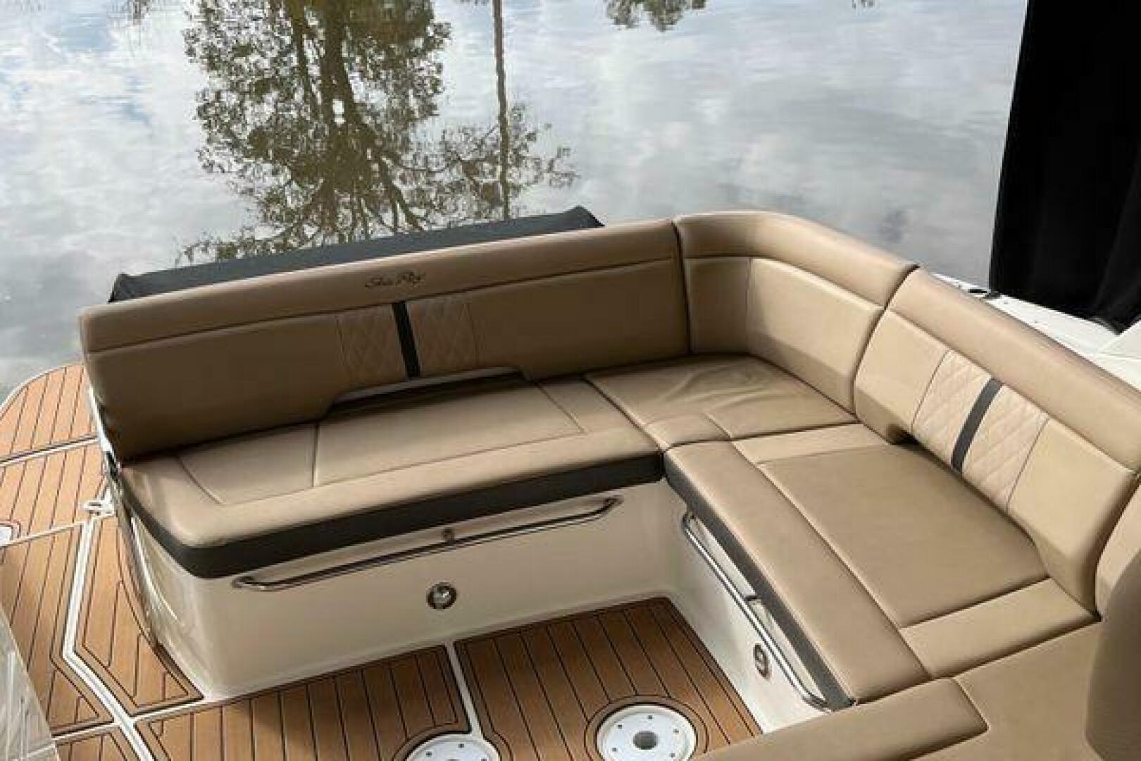 2017 Sea Ray Sundancer 350 - Image 6