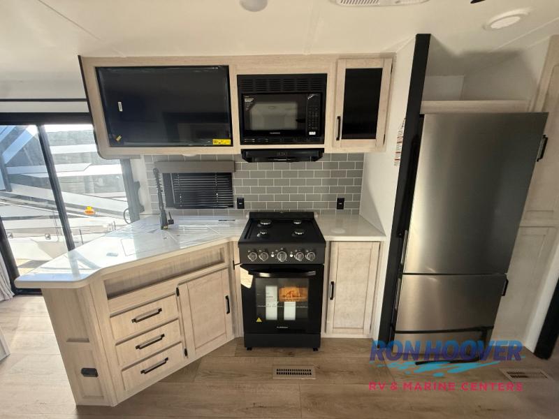 2026 PALOMINO 39DBT - Image 12
