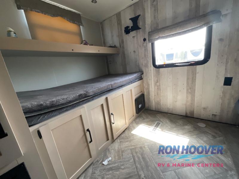 2023 Palomino Puma 32BHFS - Image 19
