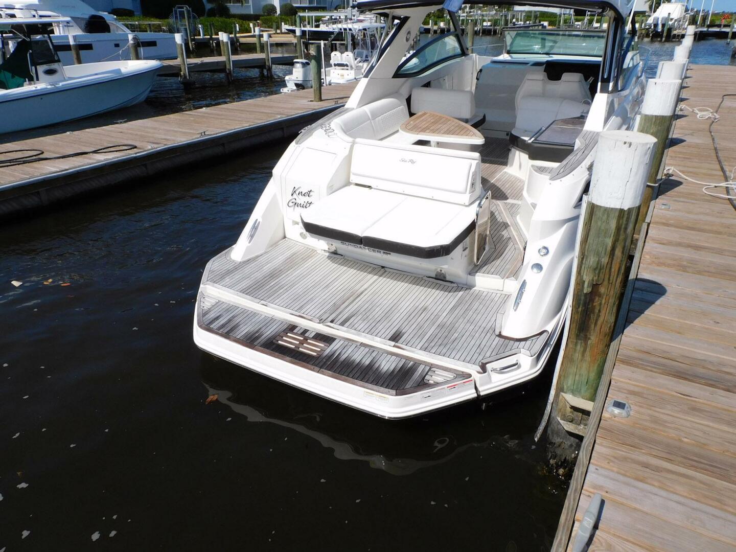 2018 Sea Ray Sundancer 320 - Image 33