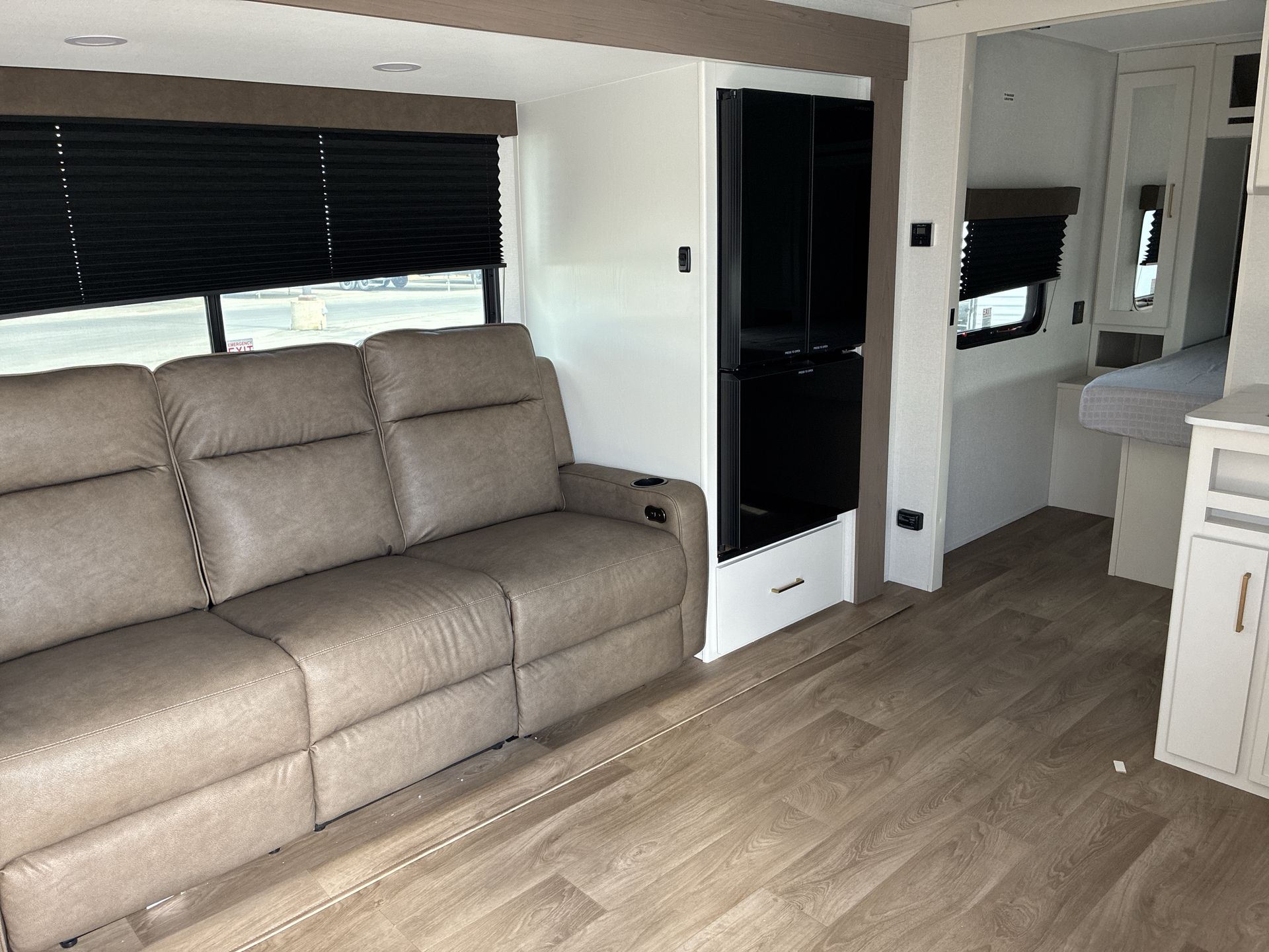 2027 Grand Design Transcend XPLOR 22RBX - Image 25