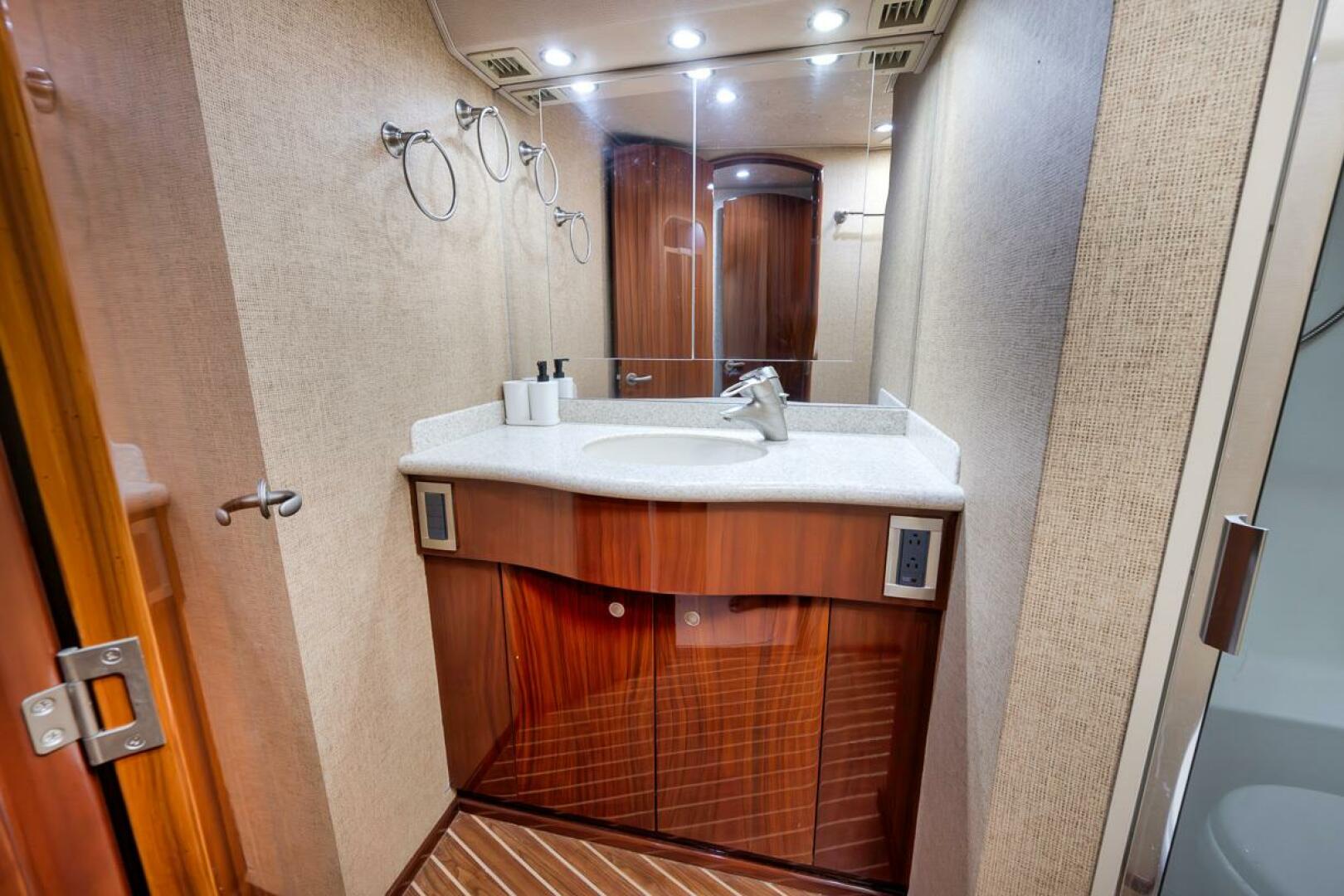 2007 Viking 52 Sport Coupe - Image 38