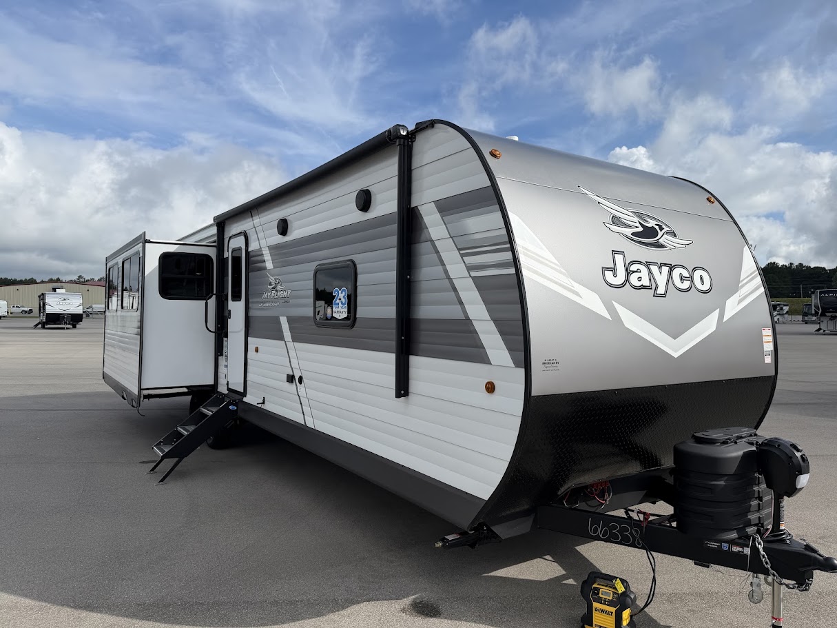 2027 JAYCO JAY FLIGHT 334RTS - Image 1