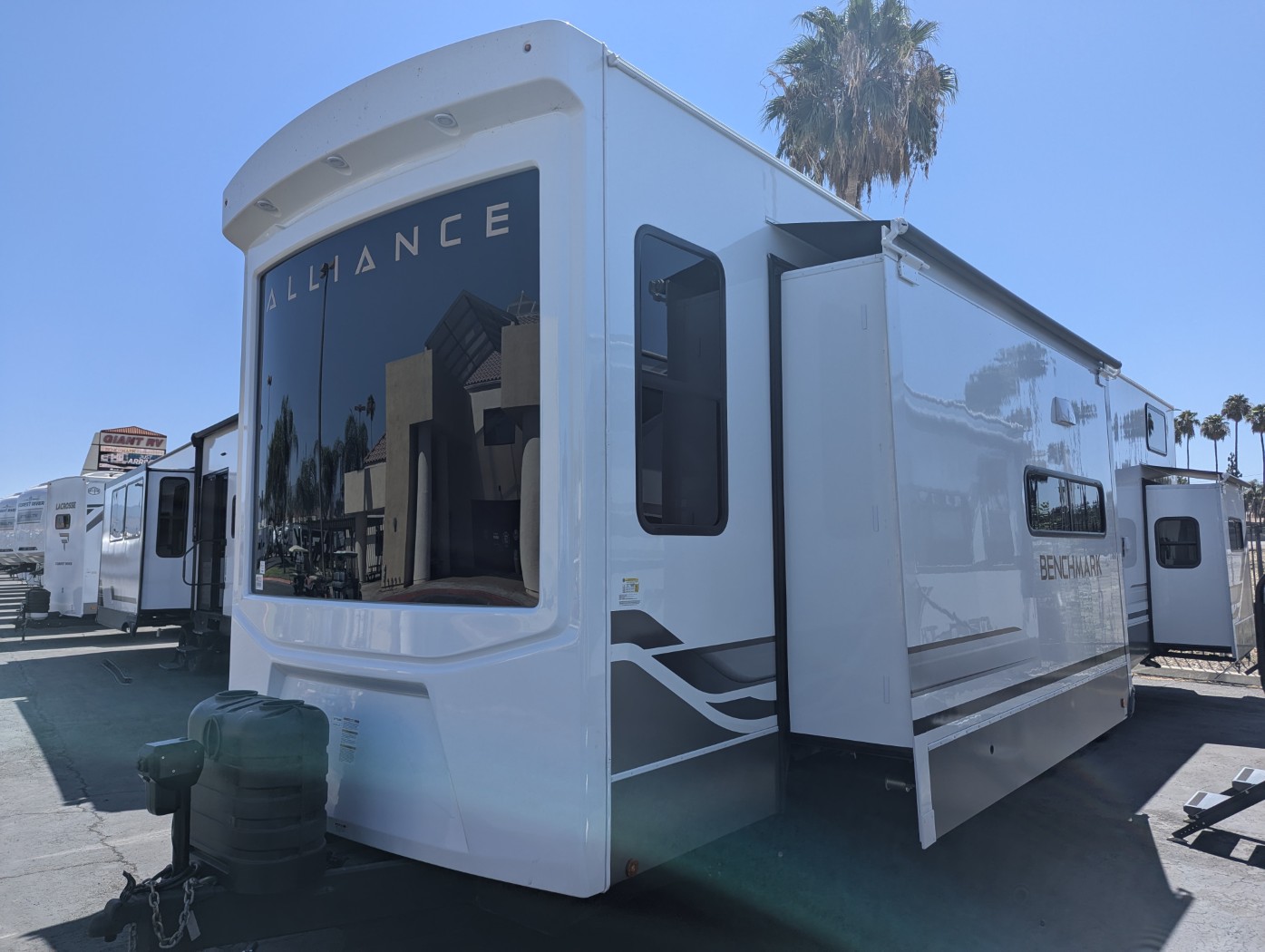 2026 Alliance RV Benchmark 42LFT - Image 3
