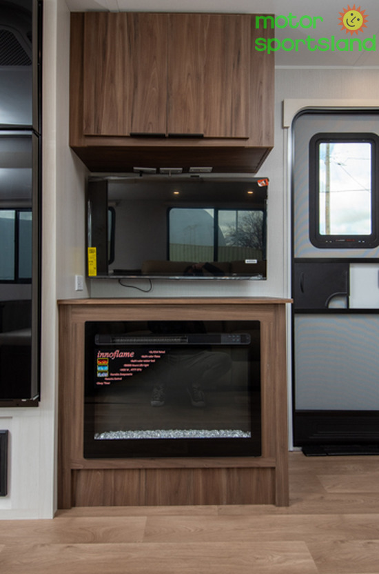 2026 Winnebago Access 24RB - Image 16