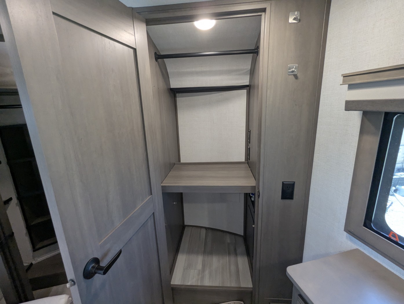2023 Grand Design Solitude 345GK - Image 19