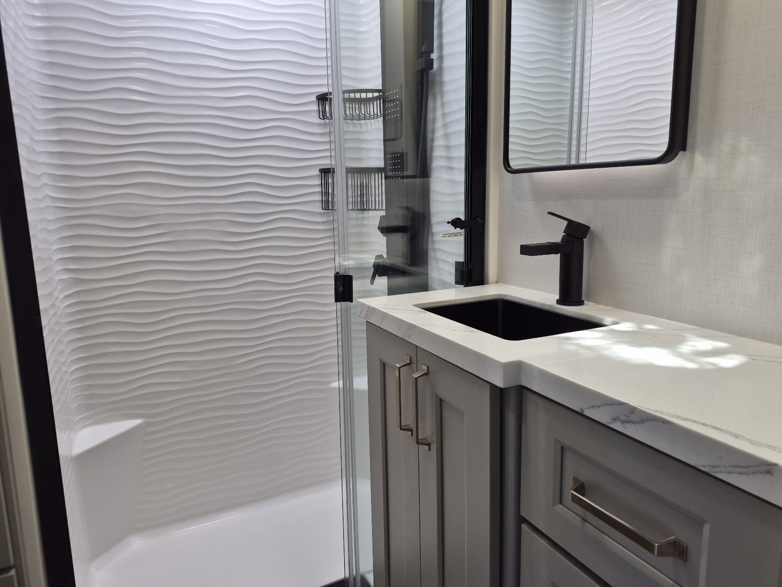 2027 Brinkley RV Model G 4120 - Image 15