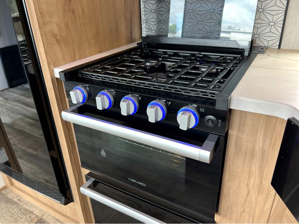 2024 FOREST RIVER CHEROKEE ARTICWOLF 287BH - Image 15