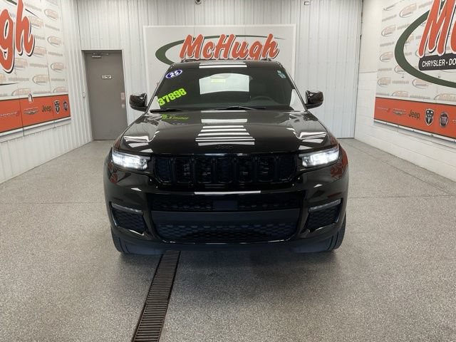 2025 Jeep Grand Cherokee L Limited 4X4 - Image 2