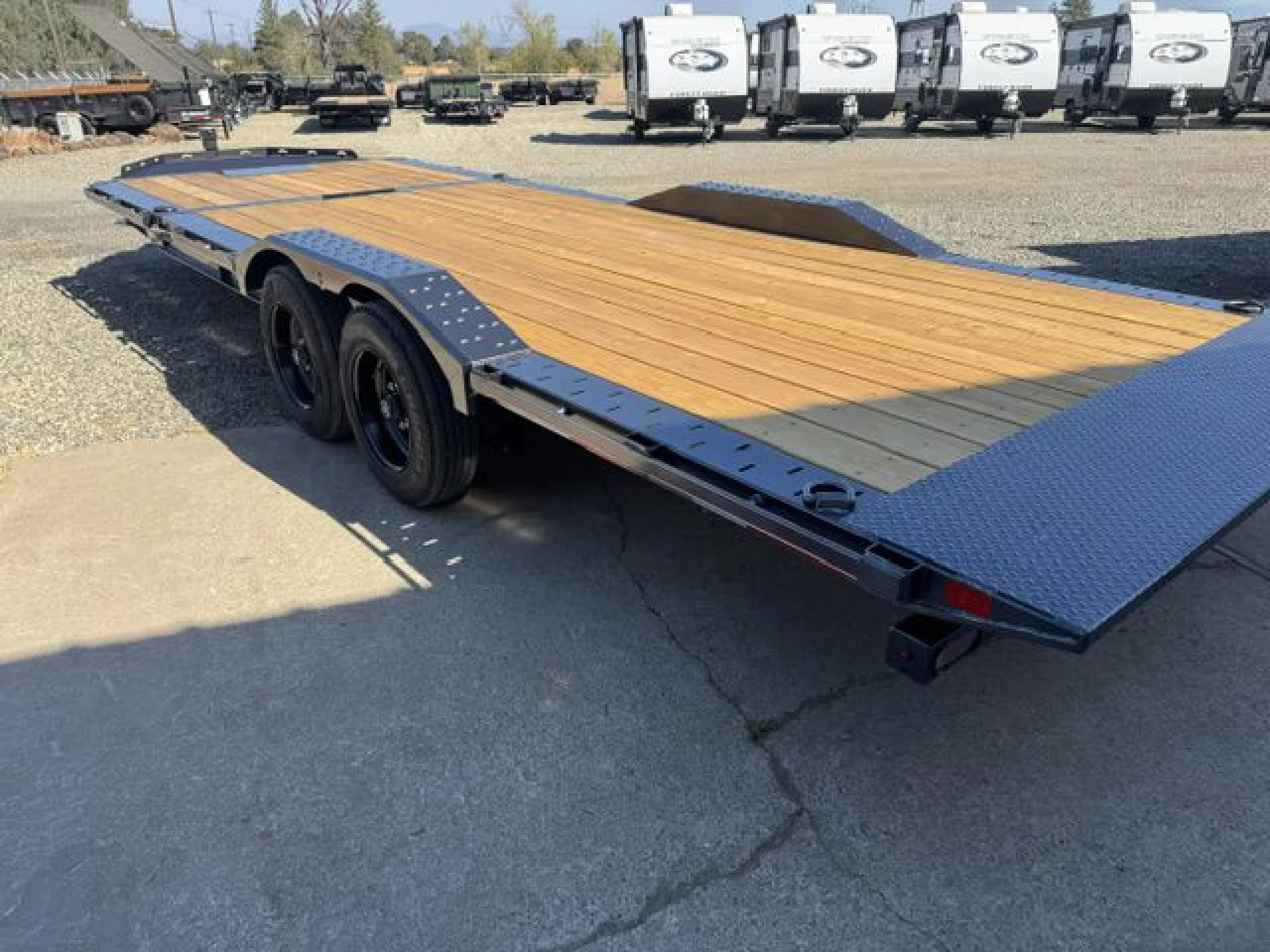 2027 DIAMOND C TRAILERS DIAMOND C HXD 208 L24X102 - Image 4