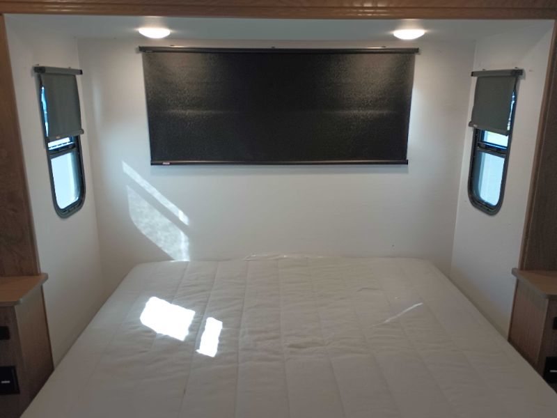 2024 Alliance RV Paradigm 395DS - Image 23