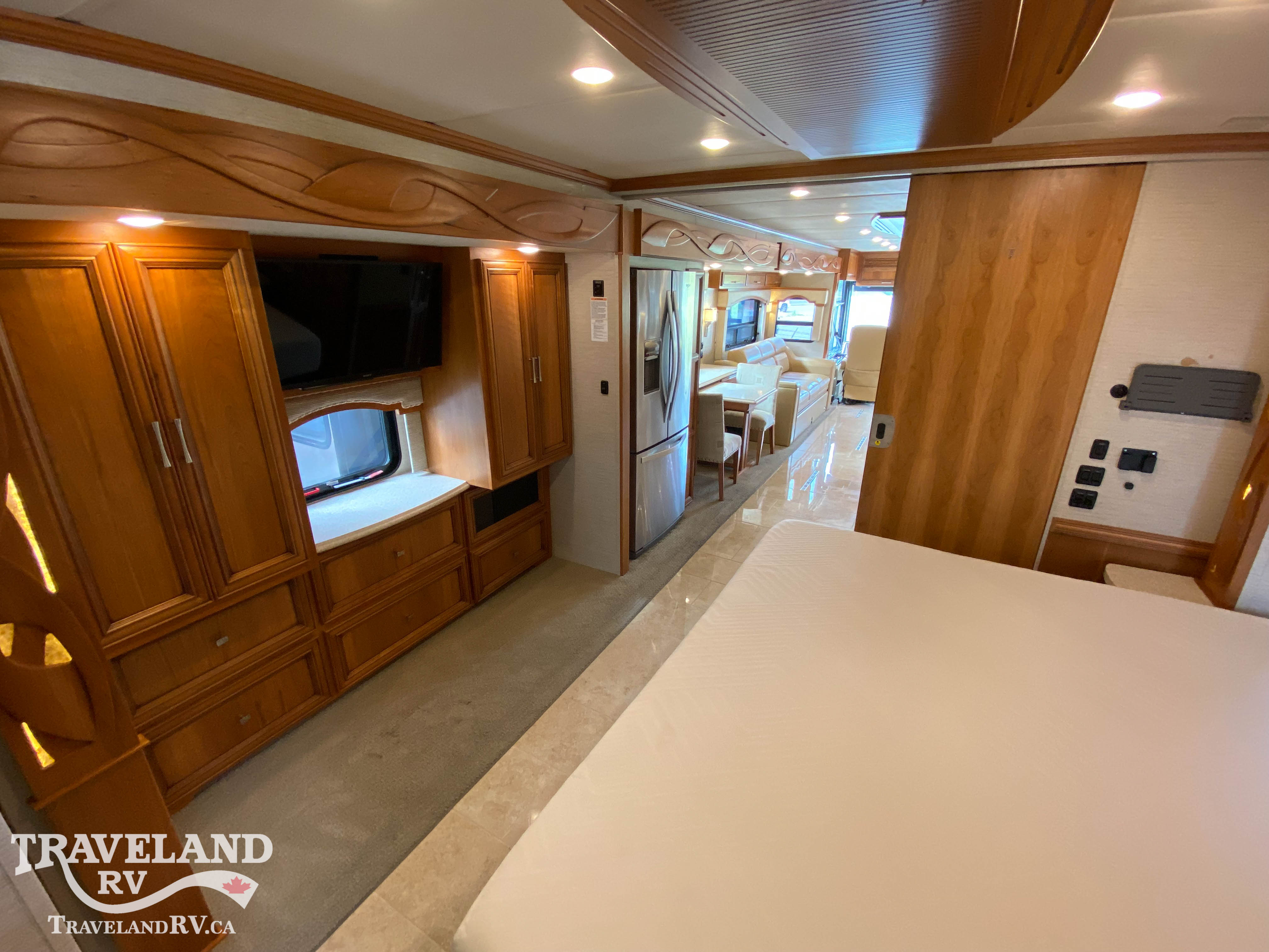 2018 Newmar Ventana 4037 - Image 26