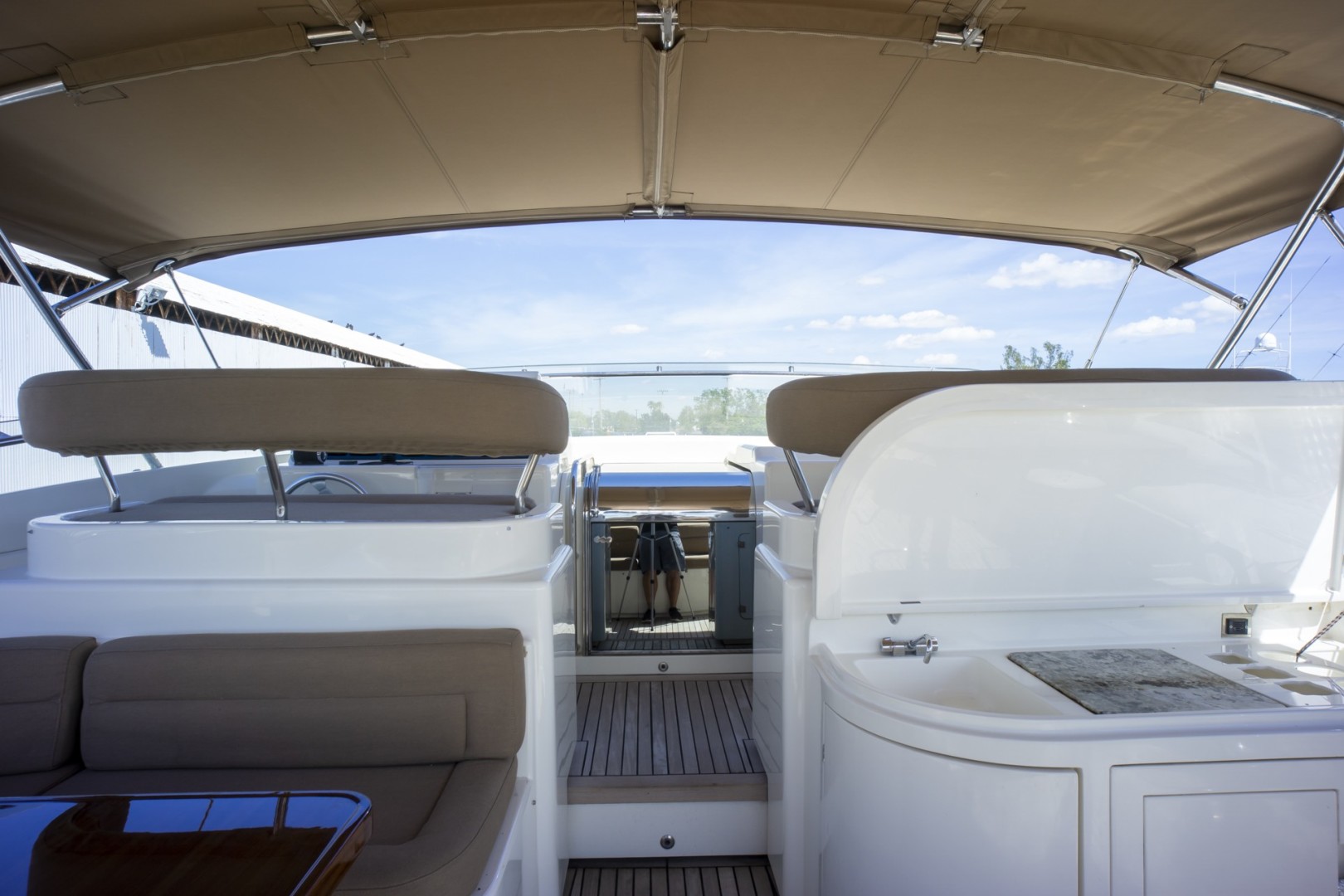 2000 Ferretti Yachts Custom Line 94 - Image 67