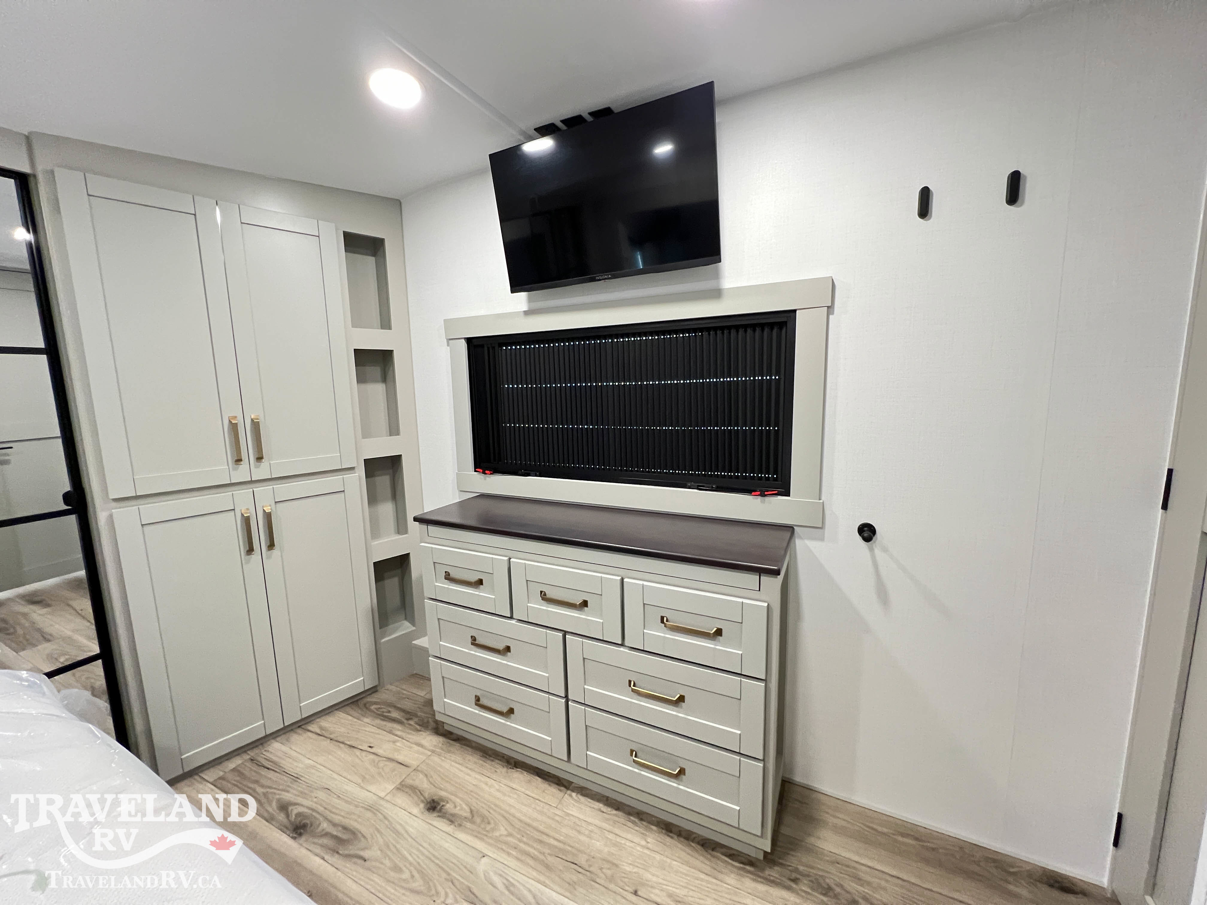 2026 Brinkley RV Model Z 3610 - Image 43