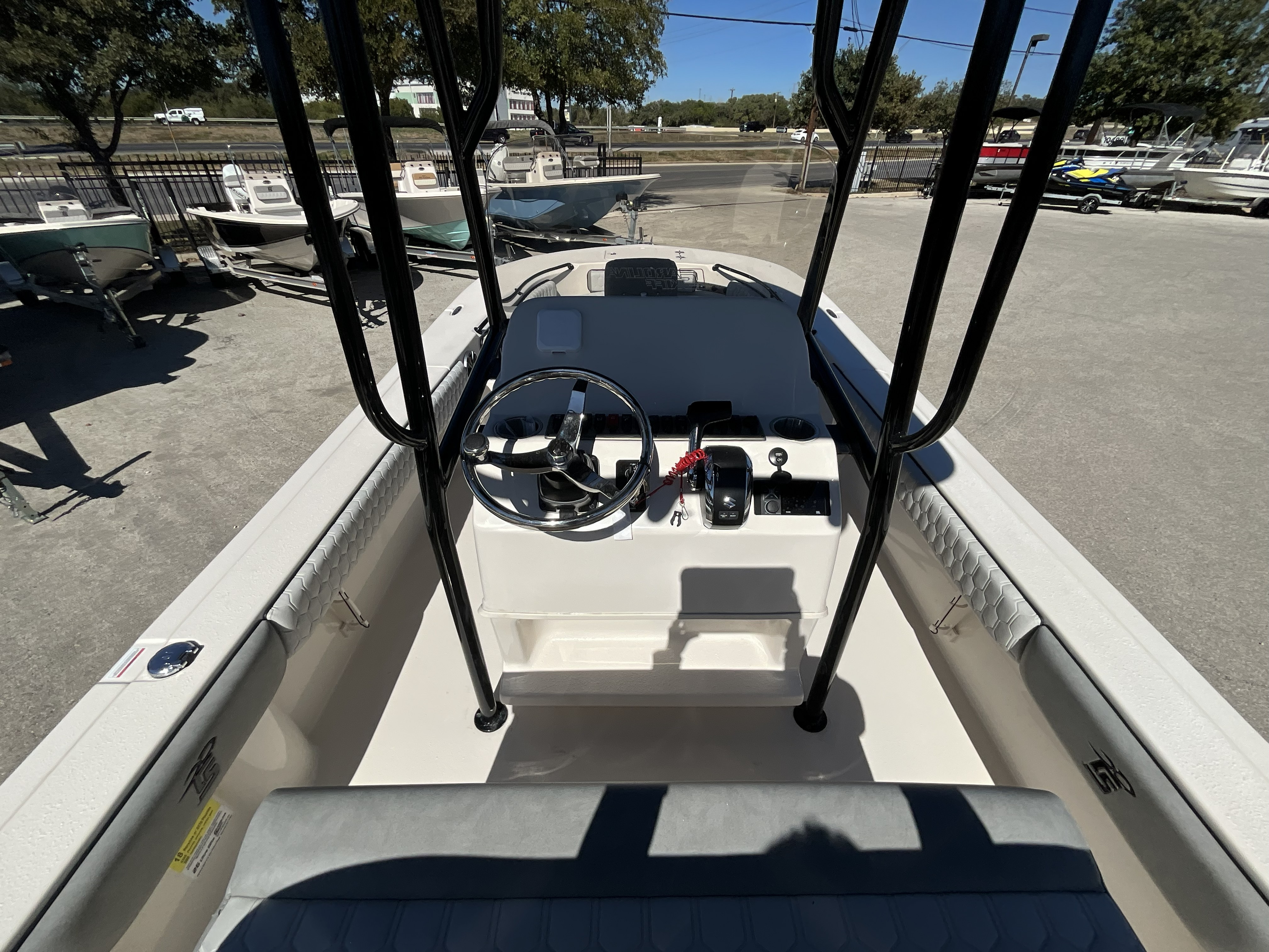 2026 Carolina Skiff 26 Ultra Elite - Image 10