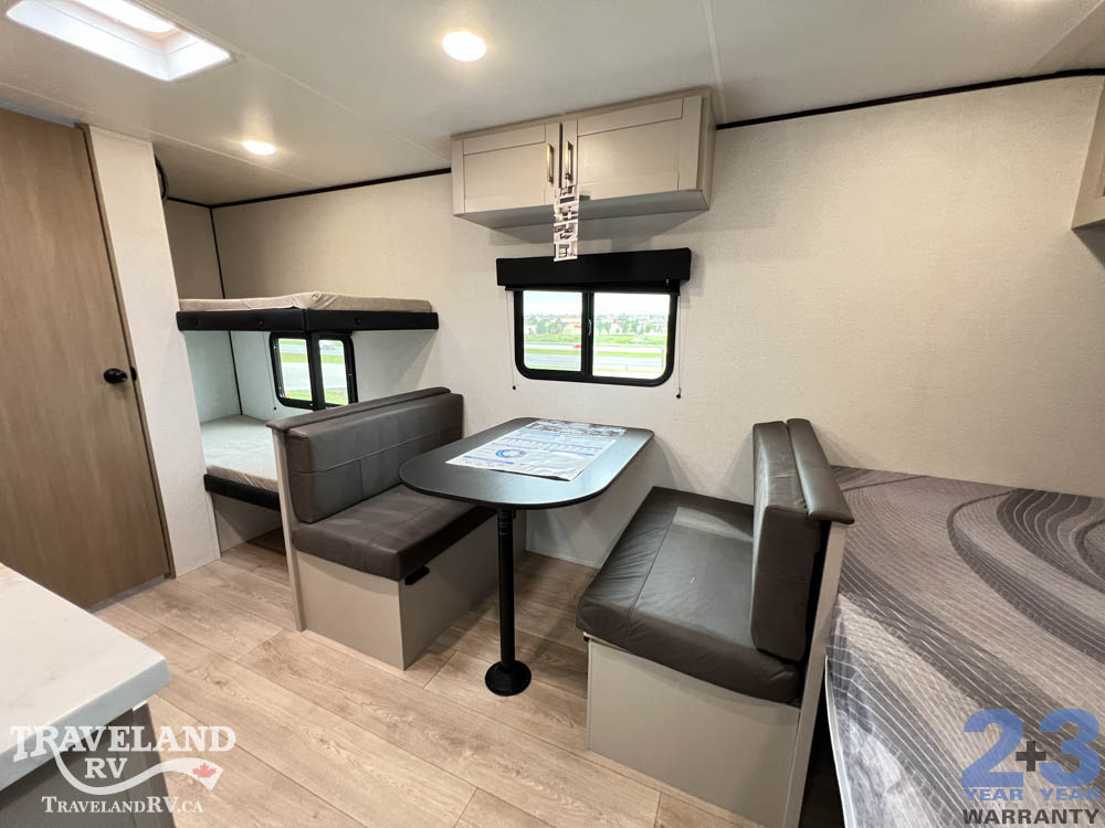 2027 Jayco Jay Feather Air SL 17BHSL - Image 12