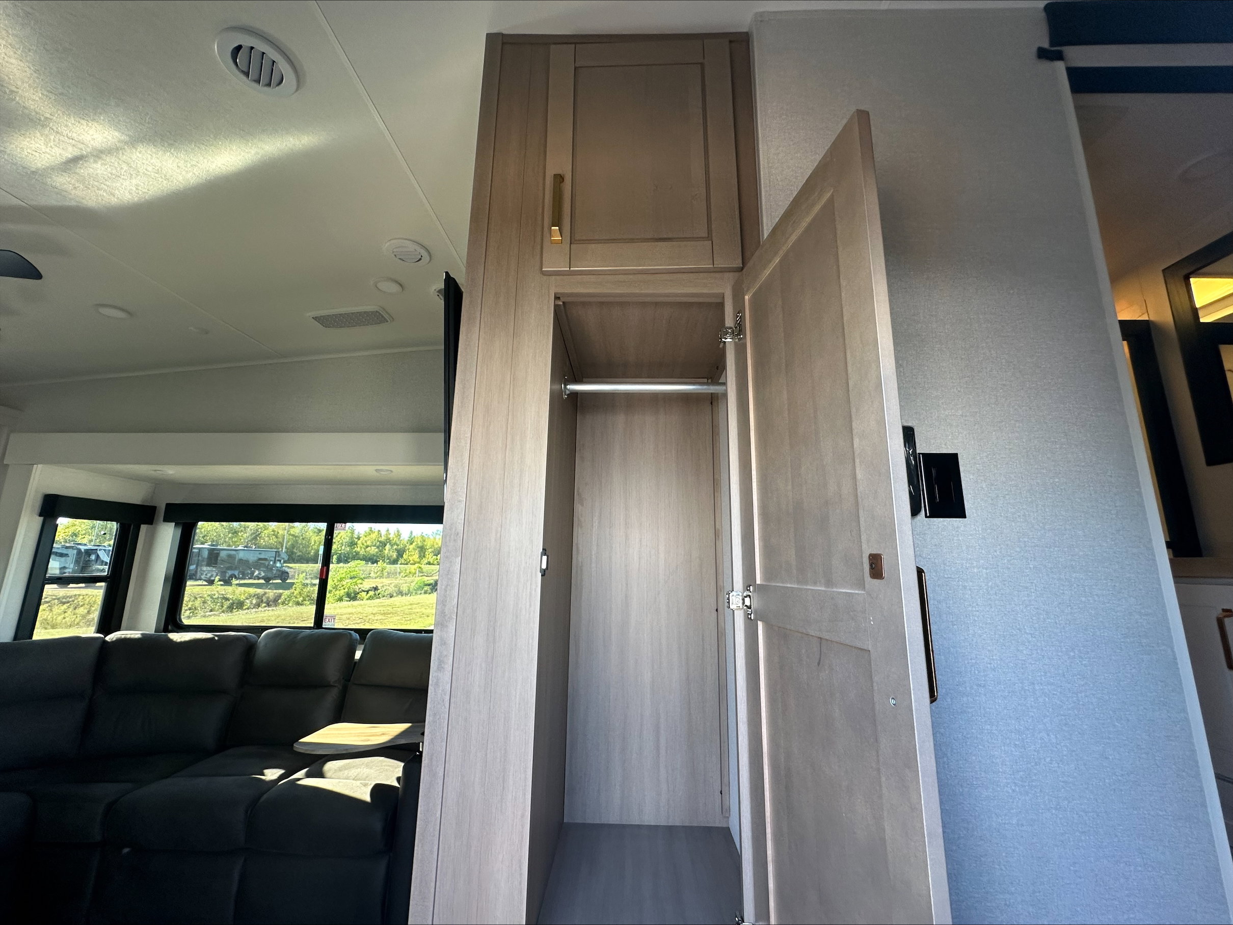 2026 JAYCO EAGLE 365UKTS - Image 37
