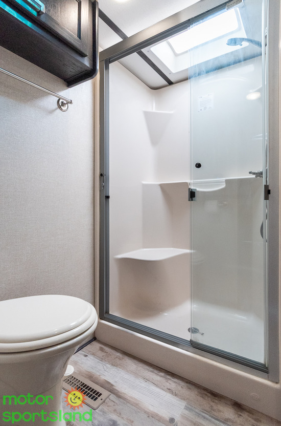 2018 Keystone Fuzion 417 - Image 30
