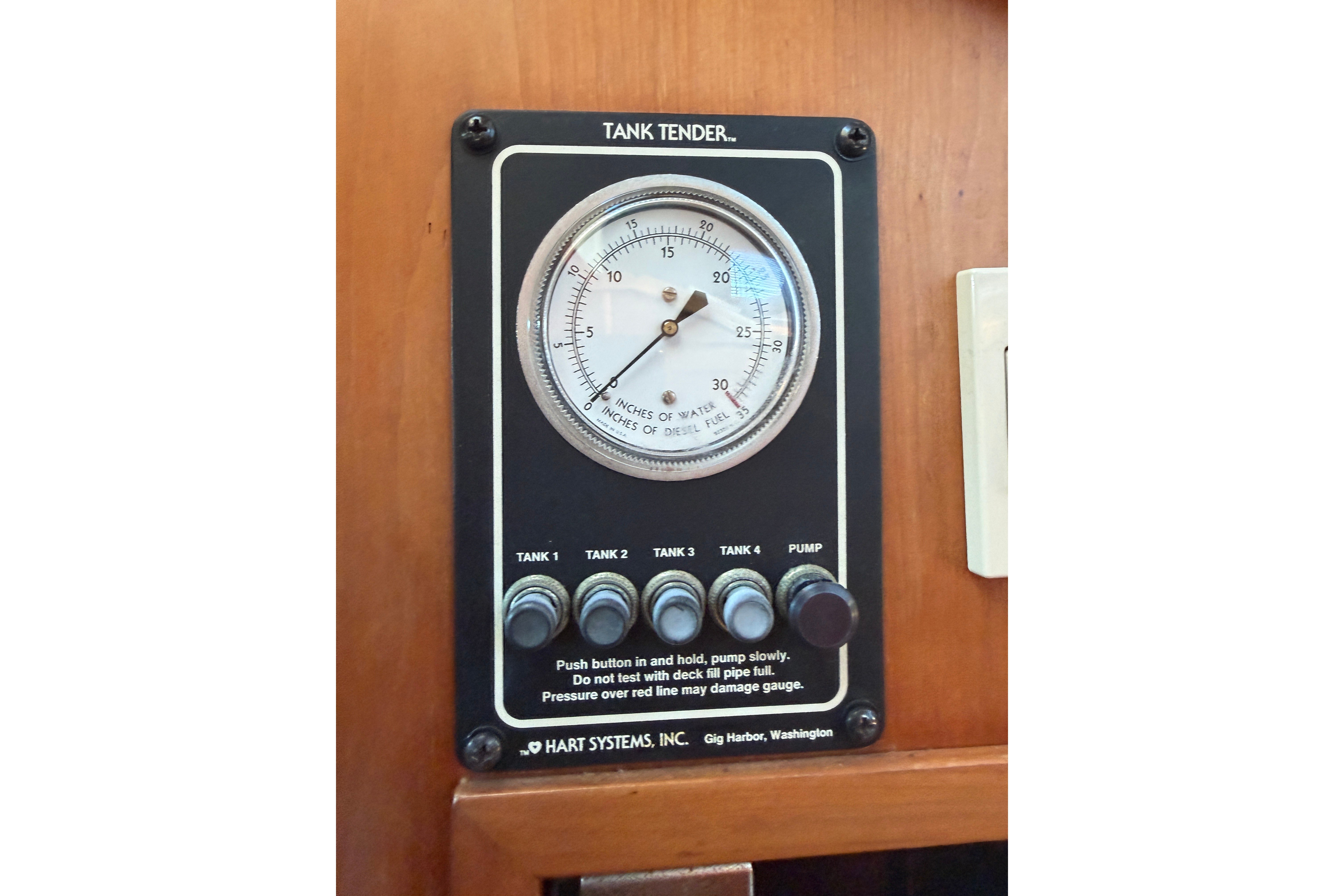 1998 Sabreline 36 AFT CABIN - Image 38