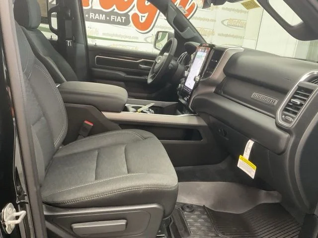 2026 Ram 1500 Big Horn 4x4 Crew Cab 5'7" Box - Image 25