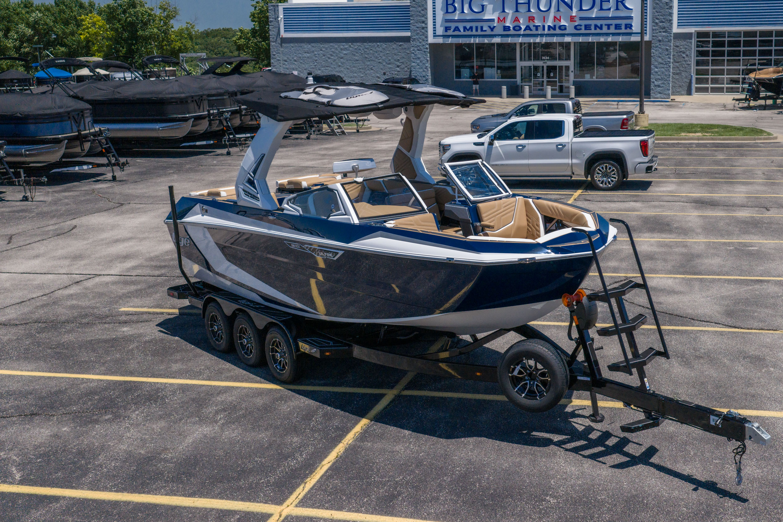 2026 Tigé Ultré 23ZX - Image 35