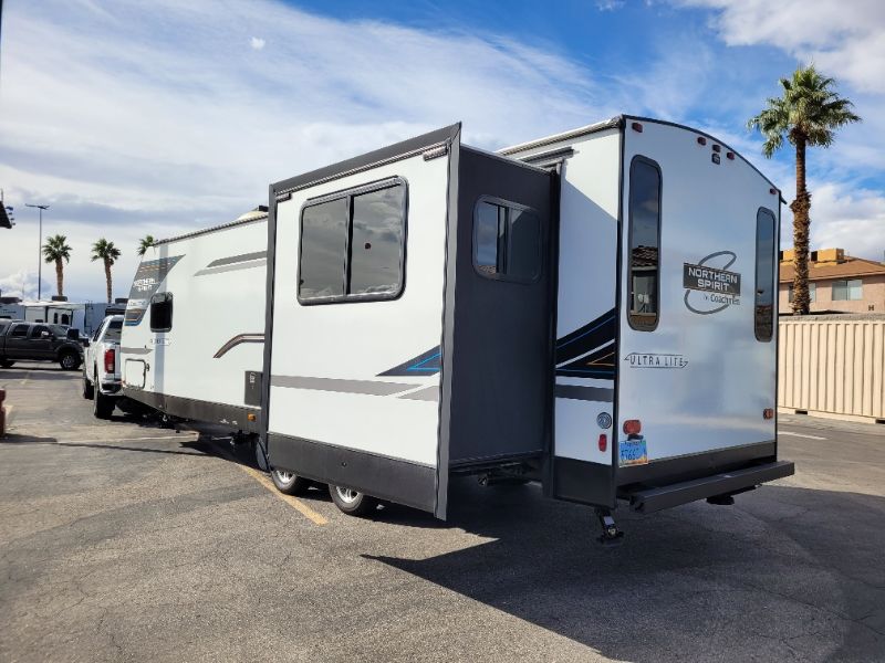 2023 Coachmen Northern Spirit Ultra Lite 2764RE - Image 2